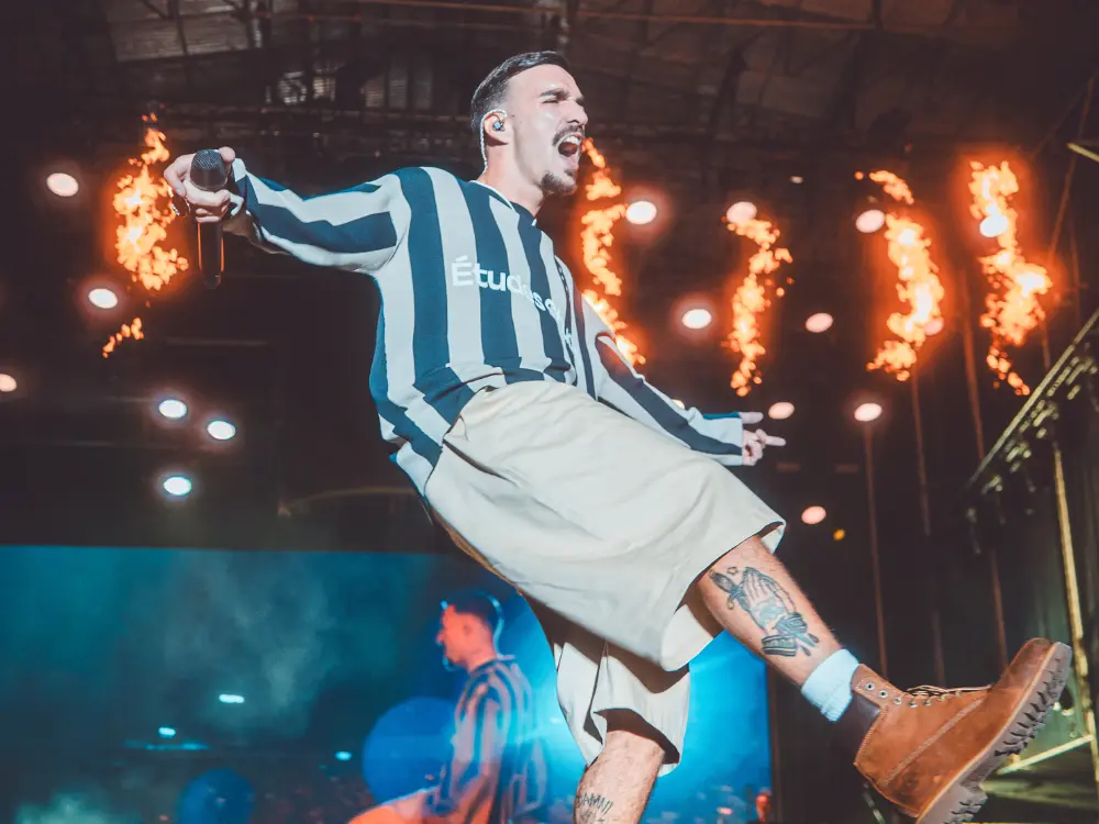 Rels B brilla en LOS40 Music Awards con tres nominaciones, tras una gira inolvidable que pasó por Los Conciertos de la Muralla