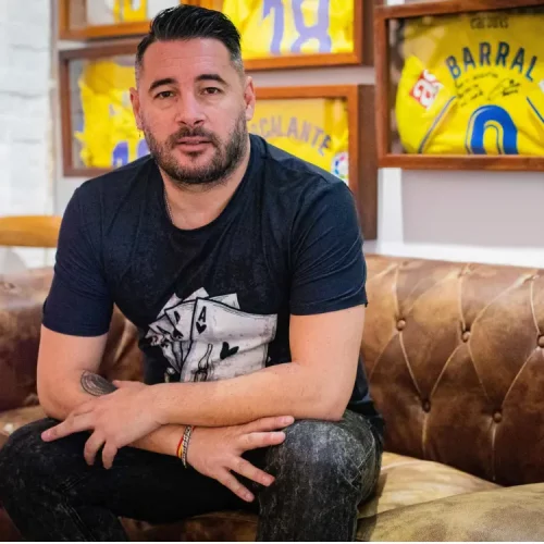 Andy inicia su camino en solitario y abre la puerta a lo que viene